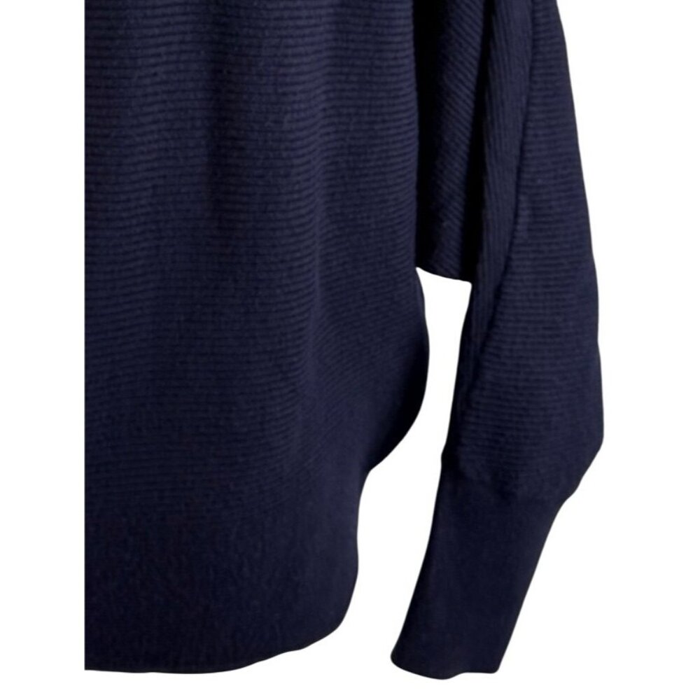 T Tahari Navy Blue Dolman Sleeve Cozycore Casual Lightweight Classic Sweater S - Picture 11 of 15